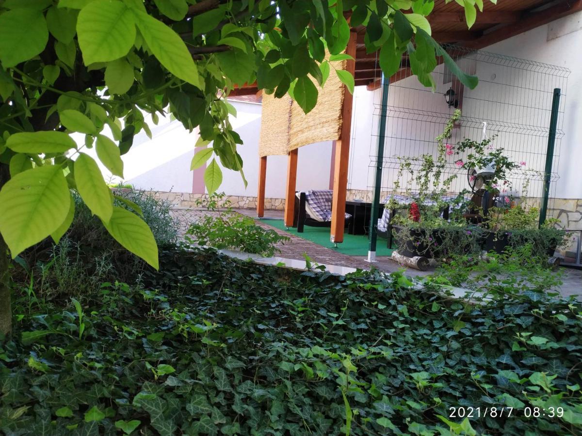 Apartman Tia Osijek Exterior photo